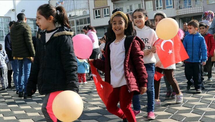 Okullarda karne öncesi “kış şenliği” etkinlikleri