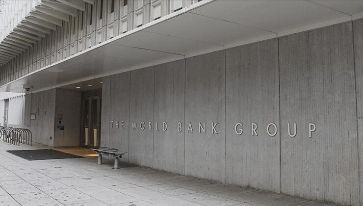 Dünya Bankası, küresel ekonomik büyümenin bu yıl yavaşlamasını bekliyor