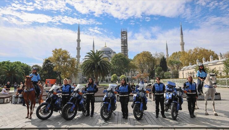 İstanbul’da motosikletli ve atlı kadın zabıtalar görev başında