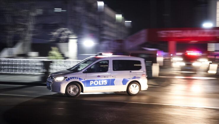 Beyoğlu’nda bir kadını taciz ettiği belirlenen iki şüpheli tutuklandı