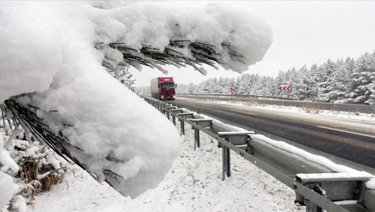 Doğu Anadolu’da soğuk hava, kar ve tipi etkili oluyor