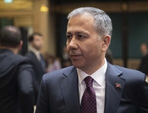 Bakan Yerlikaya: Büyük ve güçlü Türkiye ideali, öğretmenlerimizin emekleriyle sağlam temeller üzerinde yükseliyor