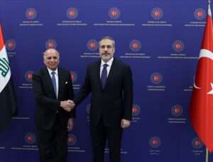 Dışişleri Bakanı Fidan, Iraklı mevkidaşıyla telefonda Suriye’deki gelişmeleri görüştü