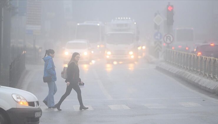 Çeşitli illerde etkili olan yoğun sis ulaşımı olumsuz etkiliyor