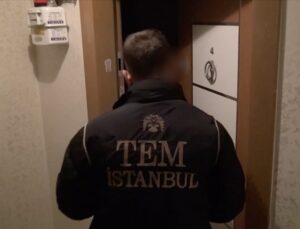 İstanbul’da FETÖ’nün hücre evlerine düzenlenen operasyonda 4 şüpheli yakalandı