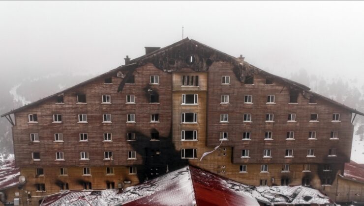 Kartalkaya’daki otel yangınına ilişkin işletmenin sahibi ile şirket genel müdürü tutuklandı