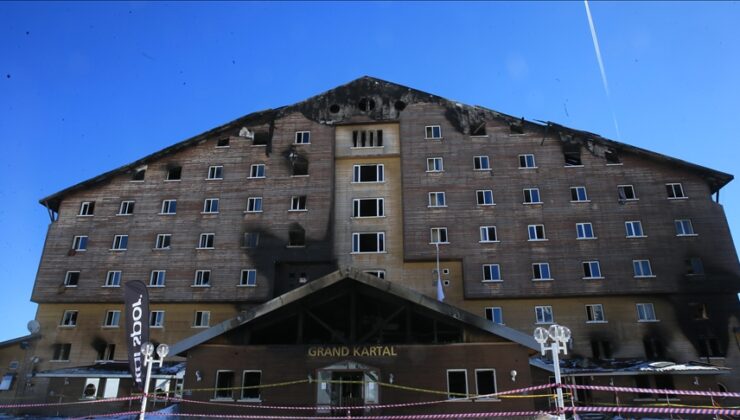 Kartalkaya’daki otel yangınına ilişkin tutuklanan mutfak çalışanından “yangın tüpü bulamadığı” iddiası