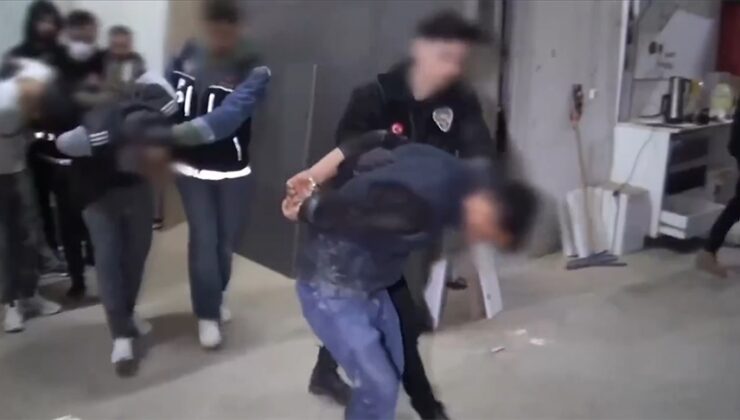 İstanbul’da uyuşturucu satıcılarına yönelik operasyonda 5 zanlı yakalandı