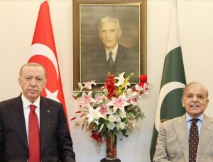 Cumhurbaşkanı Erdoğan, Pakistan Başbakanı Şerif’le görüştü