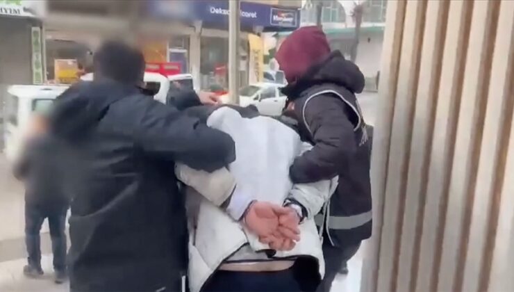 Diyarbakır merkezli 3 ilde organize suç örgütüne yönelik operasyonda 12 zanlı tutuklandı