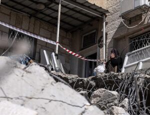 İsrail ordusu, Batı Şeria’nın Kalkilya kentinde Filistinlilere ait evi havaya uçurdu
