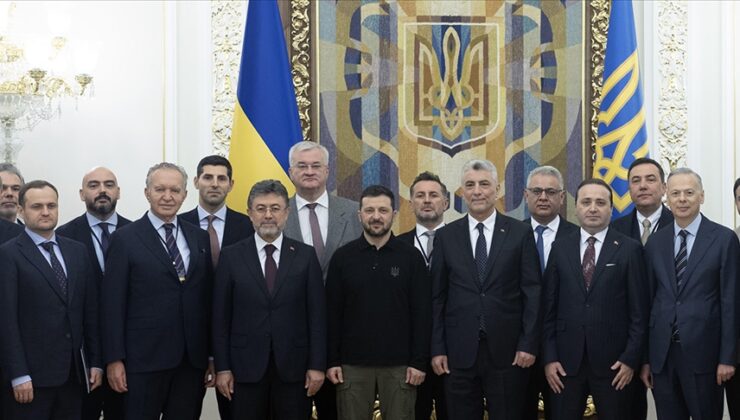 Bakanlar Yumaklı ve Bolat, Ukrayna Devlet Başkanı Zelenskiy ile görüştü