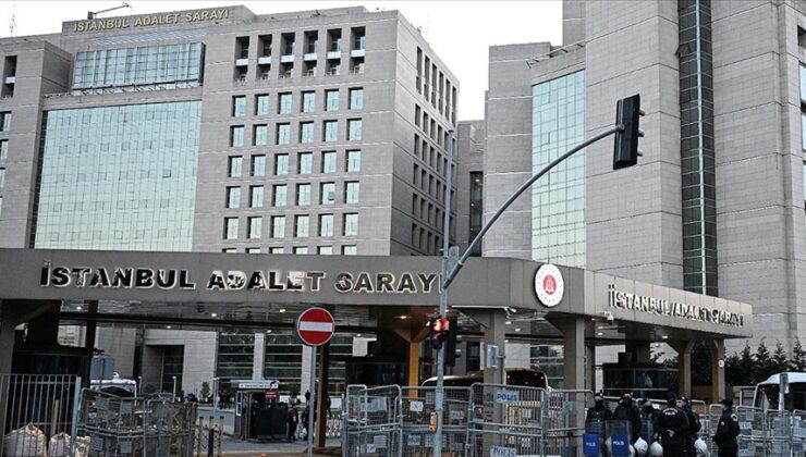 İBB’ye yönelik “terör” soruşturmasında 3 şüpheli hakkında yakalama kararı çıkarıldı