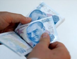 Emeklilerin bayram ikramiyesi farkları yarından itibaren ödenmeye başlanacak