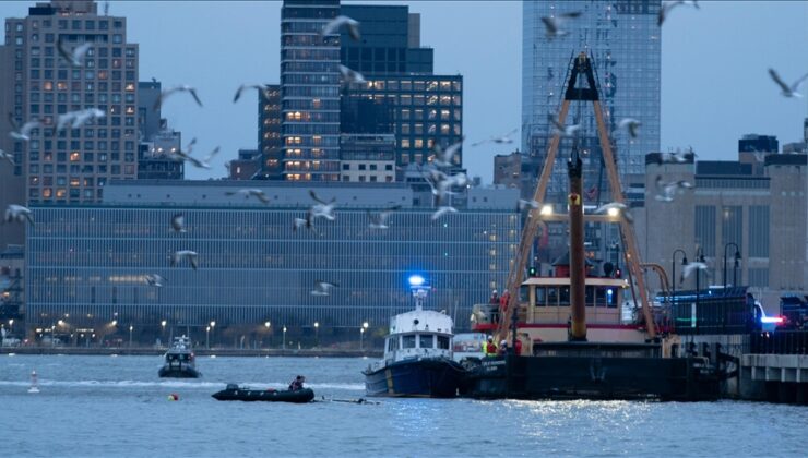 New York’taki Hudson Nehri’ne düşen helikopterde bulunan 6 kişi öldü