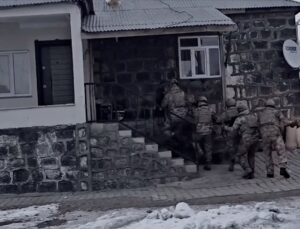 FETÖ’ye yönelik 27 ildeki operasyonlarda 73 şüpheli yakalandı