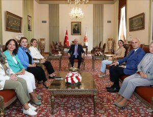 TBMM Başkanı Kurtulmuş, CHP’li Asu Kaya ve beraberindeki milletvekilleri ile İYİ Partili Çömez’i kabul etti