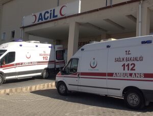 Şanlıurfa’da öğretmenleri taşıyan minibüslerin çarpıştığı kazada 28 kişi yaralandı