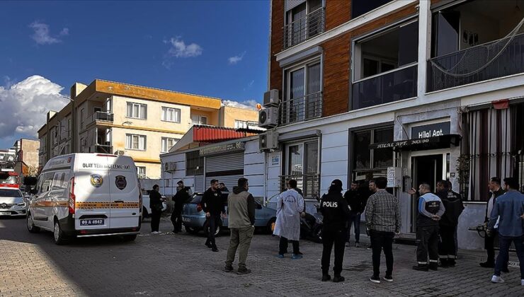 Aydın’da evinde çıkan yangında eşi ve 2 çocuğu ölen itfaiye eri gözaltına alındı