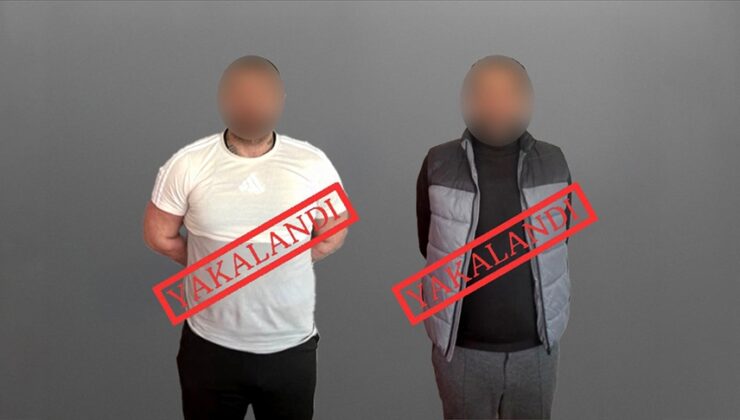 Bakan Yerlikaya, kırmızı bültenle aranan iki suçlunun Gürcistan’da yakalanarak Türkiye’ye getirildiğini duyurdu