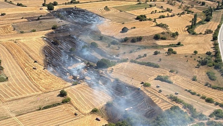 Balıkesir’de arazide çıkan yangına müdahale ediliyor
