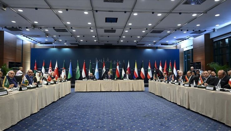 İstanbul’da toplanan Arap Birliği Dışişleri Bakanları İsrail’in saldırılarını kınayarak ateşkes çağrısında bulundu