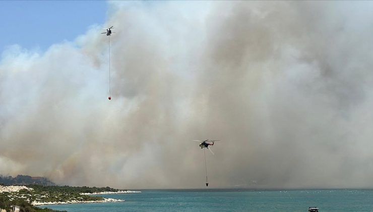 İzmir’de çıkan orman yangınlarına müdahale ediliyor