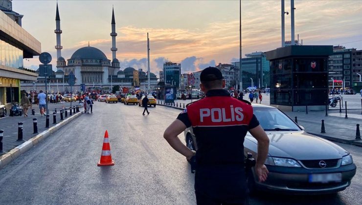 İstanbul’da “Huzur İstanbul” uygulamasında 513 kişi gözaltına alındı