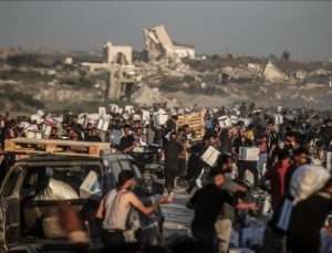 UNRWA, Gazze’deki yardım dağıtım merkezlerini “ölüm meydanlarına” benzetti