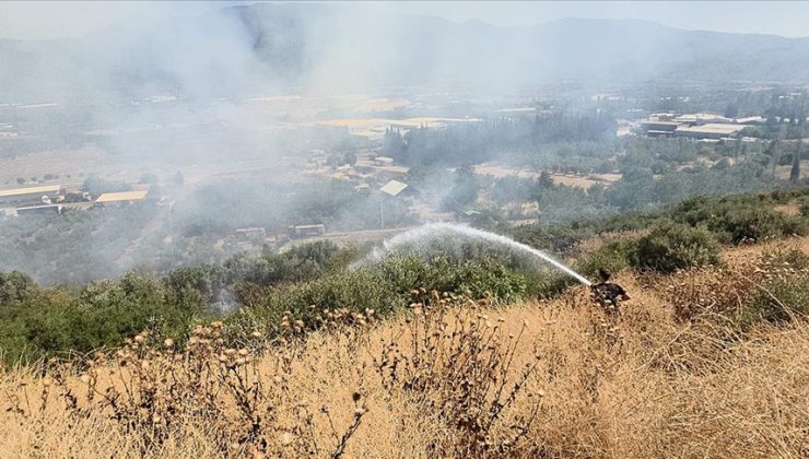 Bursa’da çıkan iki ayrı orman yangınına müdahale ediliyor