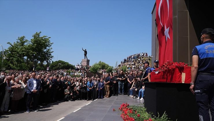 Manisa Büyükşehir Belediye Başkanı Ferdi Zeyrek, son yolculuğuna uğurlandı