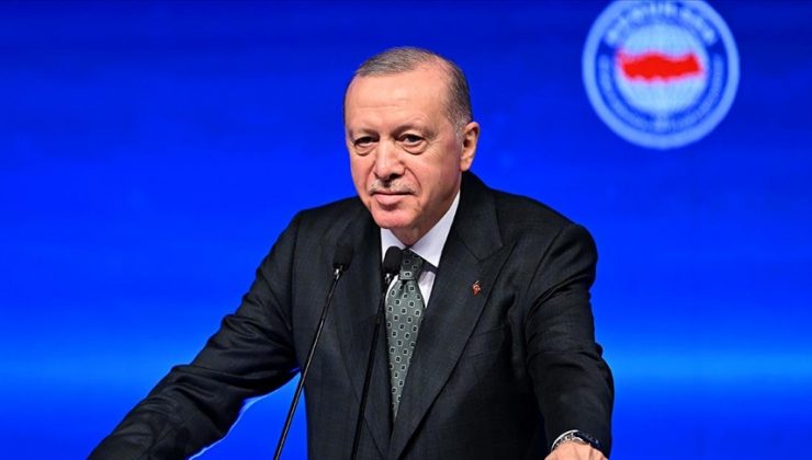 Cumhurbaşkanı Erdoğan: İran’a yönelik saldırıların daha büyük bir felakete dönüşmemesi için yoğun çaba harcıyoruz