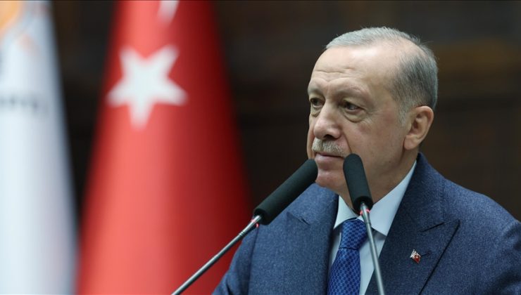 CANLI – Cumhurbaşkanı Erdoğan “Yatırım Taahhütlü Avans Kredisi” programının 500 milyar liraya çıkartıldığını bildirdi