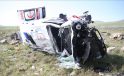 Kars’ta ambulans şarampole devrildi, 4 sağlıkçı yaralandı