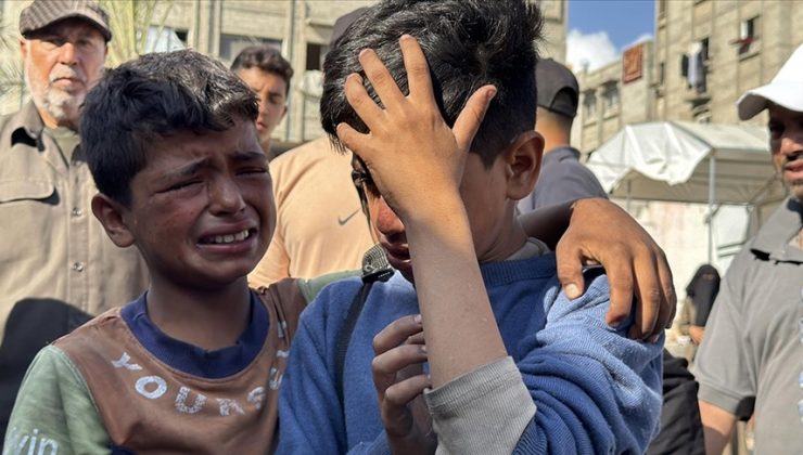 İsrail’in Gazze’de yardım almak isteyen Filistinlilere yönelik saldırısında 27 kişi hayatını kaybetti