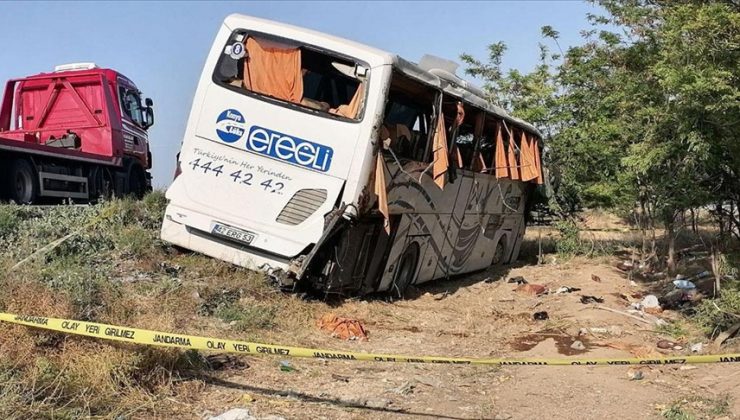 Konya’da devrilen yolcu otobüsündeki 1 kişi öldü, 26 kişi yaralandı