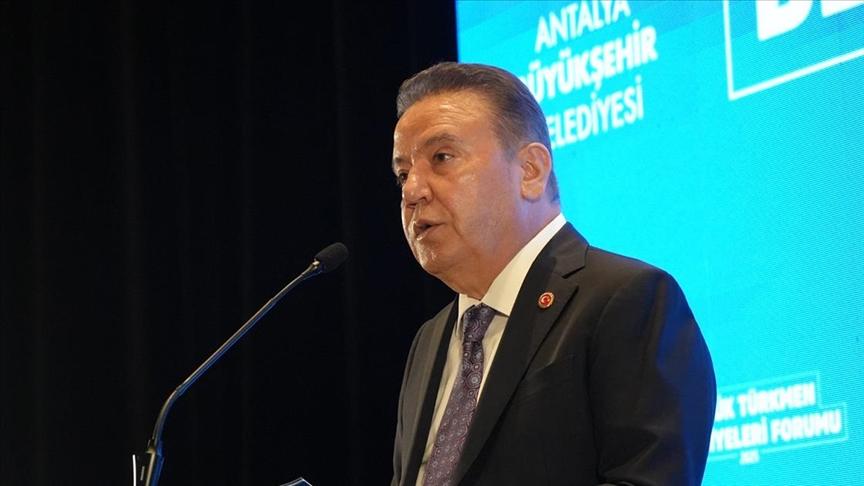 Antalya Büyükşehir Belediye Başkanı Muhittin Böcek gözaltına alındı