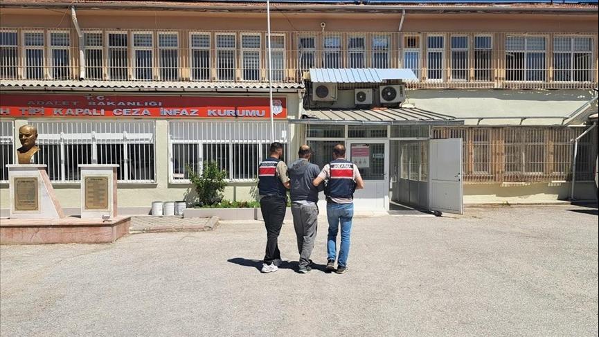 Kırmızı bültenle aranan şüpheli Eskişehir’de yakalandı
