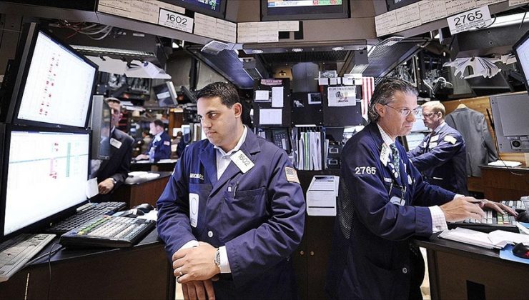 Küresel piyasalarda ABD ile AB arasındaki ticaret anlaşmasının etkileri takip ediliyor