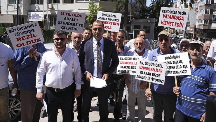 İzmir’de 2011’den bu yana konut bekleyen kentsel dönüşüm mağdurlarından açıklama