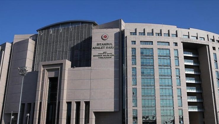 Hazreti Muhammed’in karikatür çizimini yayımlayan derginin yazı işleri müdürü için yakalama talimatı