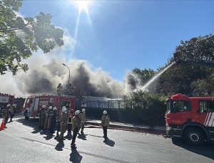 Pendik’te İSKİ’ye ait arıtma tesisinde yangın çıktı