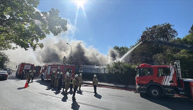 Pendik’te İSKİ’ye ait arıtma tesisinde yangın çıktı