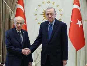 Cumhurbaşkanı Erdoğan, MHP Genel Başkanı Bahçeli’yi kabul etti