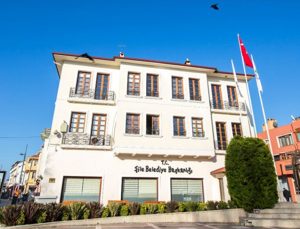 Şile Belediyesine yönelik soruşturmada Belediye Başkanı Özgür Kabadayı gözaltına alındı