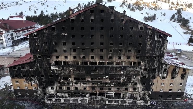 Grand Kartal Otel yangını davasının üçüncü gündeki duruşması sanık savunmalarıyla sürüyor