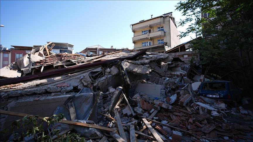 AFAD’dan Balıkesir’deki deprem sonrası çalışmalara ilişkin açıklama