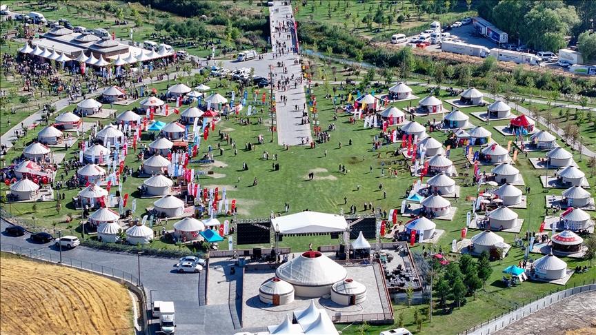 Ahlat’taki Malazgirt Zaferi kutlamaları yoğun katılımla devam ediyor