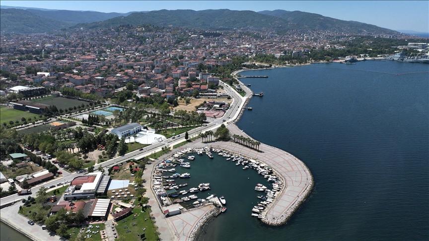 Marmara Depremi’nin merkez üssü Gölcük’te konutlar “güvenle” dönüştürülüyor