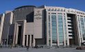 İBB’ye yönelik yolsuzluk soruşturmasında gözaltına alınan avukat Nusret Yılmaz adliyede